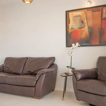 2 Bedroom In Apartment Playa Paraiso (Tenerife)