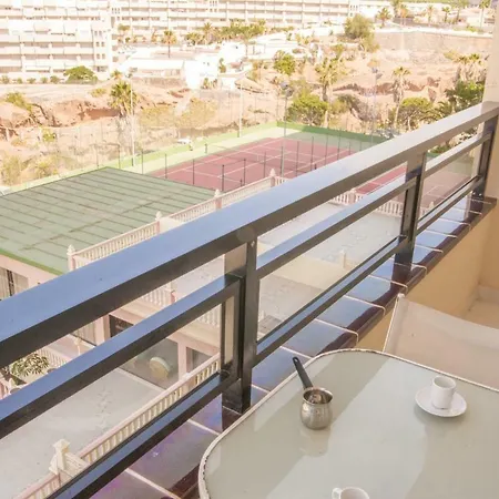 Apartment 2 Bedroom In Playa Paraiso (Tenerife)
