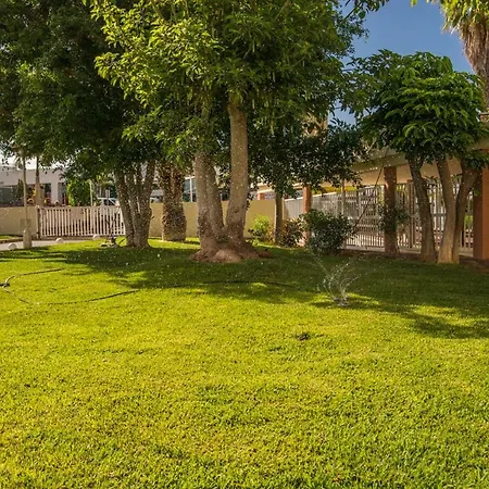 2 Bedroom In Apartment *