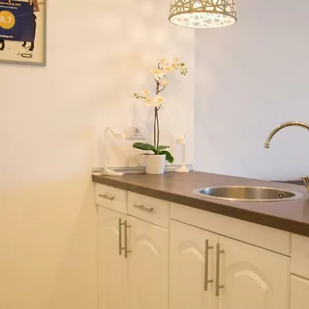 Apartment 2 Bedroom In Playa Paraiso (Tenerife)
