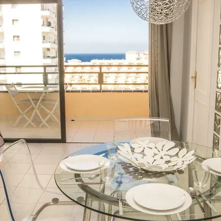 2 Bedroom In Apartment *